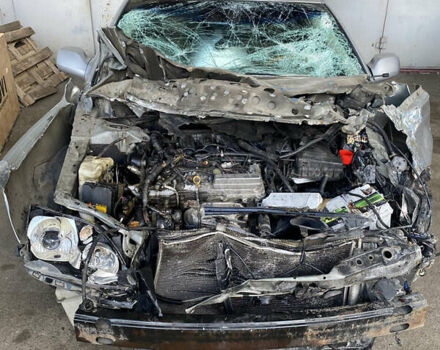 Серый Тойота Авалон, объемом двигателя 3.5 л и пробегом 250 тыс. км за 2400 $, фото 3 на Automoto.ua