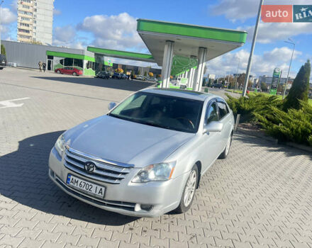 Сірий Тойота Авалон, об'ємом двигуна 3.5 л та пробігом 240 тис. км за 8500 $, фото 1 на Automoto.ua