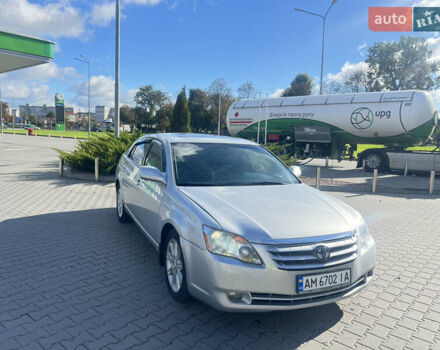 Сірий Тойота Авалон, об'ємом двигуна 3.5 л та пробігом 240 тис. км за 8500 $, фото 4 на Automoto.ua