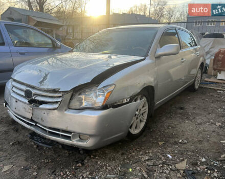Серый Тойота Авалон, объемом двигателя 3.5 л и пробегом 255 тыс. км за 3950 $, фото 2 на Automoto.ua