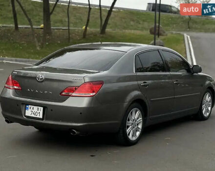 Серый Тойота Авалон, объемом двигателя 3.5 л и пробегом 315 тыс. км за 7600 $, фото 5 на Automoto.ua