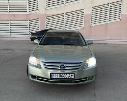 Серый Тойота Авалон, объемом двигателя 3.5 л и пробегом 300 тыс. км за 5400 $, фото 1 на Automoto.ua