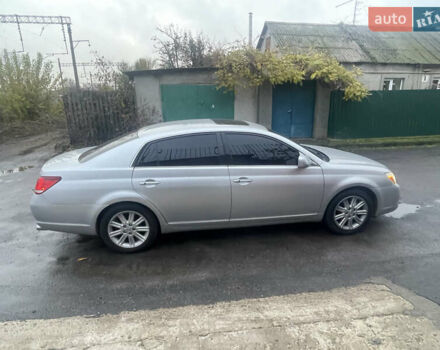 Серый Тойота Авалон, объемом двигателя 0 л и пробегом 220 тыс. км за 9000 $, фото 4 на Automoto.ua