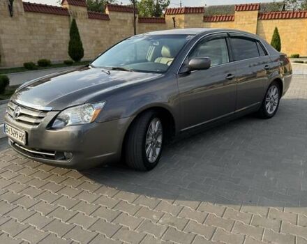 Сірий Тойота Авалон, об'ємом двигуна 3.46 л та пробігом 300 тис. км за 9000 $, фото 1 на Automoto.ua