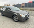 Серый Тойота Авалон, объемом двигателя 3.5 л и пробегом 299 тыс. км за 7500 $, фото 1 на Automoto.ua