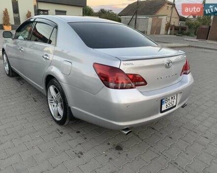 Серый Тойота Авалон, объемом двигателя 3.5 л и пробегом 279 тыс. км за 10000 $, фото 2 на Automoto.ua