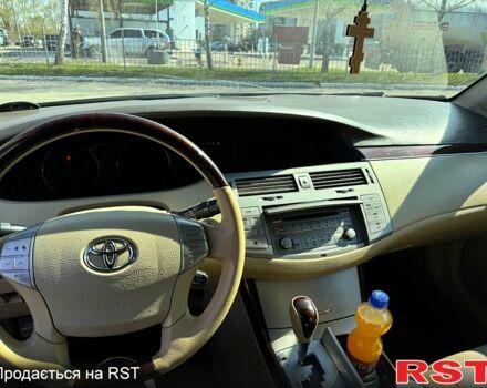 Серый Тойота Авалон, объемом двигателя 3.5 л и пробегом 277 тыс. км за 8800 $, фото 5 на Automoto.ua