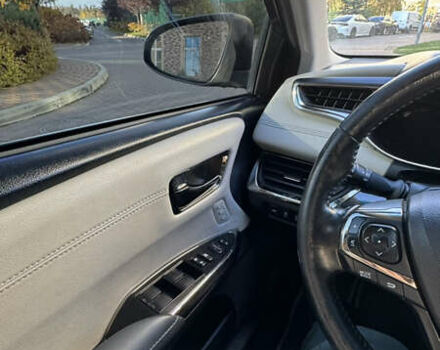 Серый Тойота Авалон, объемом двигателя 2.49 л и пробегом 279 тыс. км за 14500 $, фото 16 на Automoto.ua