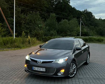 Серый Тойота Авалон, объемом двигателя 2.49 л и пробегом 230 тыс. км за 17300 $, фото 2 на Automoto.ua