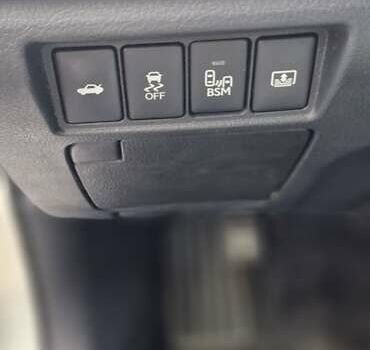 Серый Тойота Авалон, объемом двигателя 2.49 л и пробегом 164 тыс. км за 13500 $, фото 3 на Automoto.ua