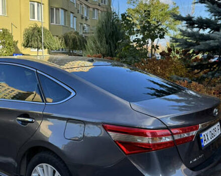 Серый Тойота Авалон, объемом двигателя 2.49 л и пробегом 279 тыс. км за 14500 $, фото 4 на Automoto.ua