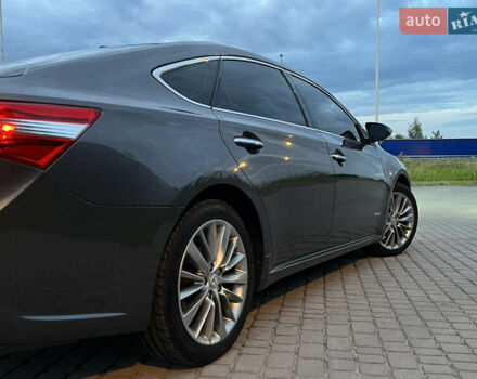 Серый Тойота Авалон, объемом двигателя 2.49 л и пробегом 230 тыс. км за 17300 $, фото 8 на Automoto.ua