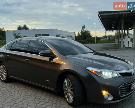 Серый Тойота Авалон, объемом двигателя 2.49 л и пробегом 230 тыс. км за 17300 $, фото 5 на Automoto.ua