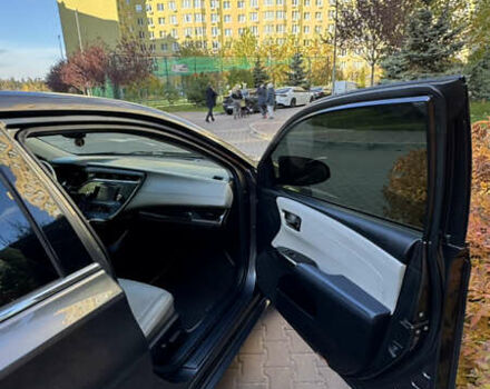 Серый Тойота Авалон, объемом двигателя 2.49 л и пробегом 279 тыс. км за 14500 $, фото 25 на Automoto.ua
