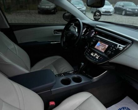 Серый Тойота Авалон, объемом двигателя 2.5 л и пробегом 246 тыс. км за 14899 $, фото 7 на Automoto.ua
