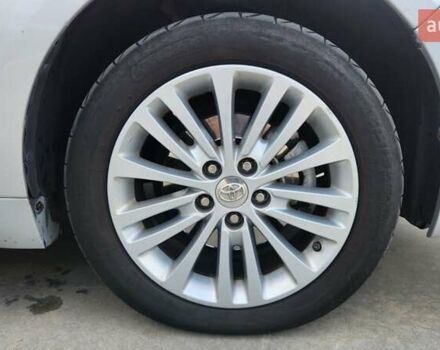 Серый Тойота Авалон, объемом двигателя 2.49 л и пробегом 166 тыс. км за 17000 $, фото 9 на Automoto.ua