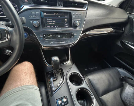 Серый Тойота Авалон, объемом двигателя 2.5 л и пробегом 186 тыс. км за 17200 $, фото 17 на Automoto.ua