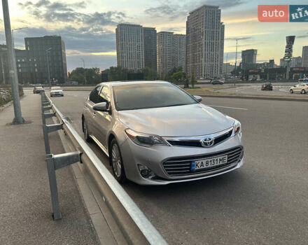 Серый Тойота Авалон, объемом двигателя 2.5 л и пробегом 186 тыс. км за 17200 $, фото 3 на Automoto.ua