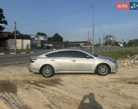 Серый Тойота Авалон, объемом двигателя 2.5 л и пробегом 186 тыс. км за 17200 $, фото 5 на Automoto.ua
