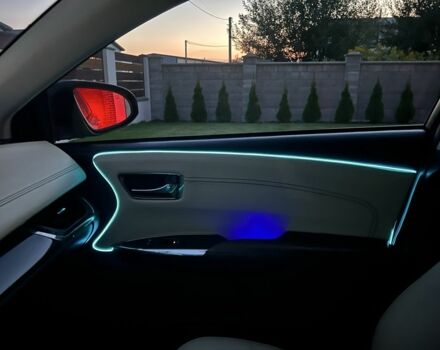 Серый Тойота Авалон, объемом двигателя 2.5 л и пробегом 206 тыс. км за 17000 $, фото 23 на Automoto.ua