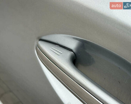 Сірий Тойота Авалон, об'ємом двигуна 2.5 л та пробігом 247 тис. км за 15990 $, фото 8 на Automoto.ua