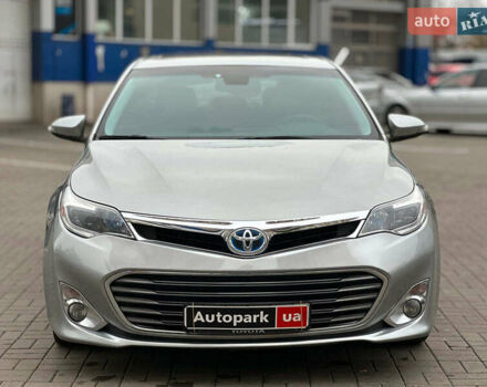 Сірий Тойота Авалон, об'ємом двигуна 2.5 л та пробігом 247 тис. км за 15990 $, фото 2 на Automoto.ua