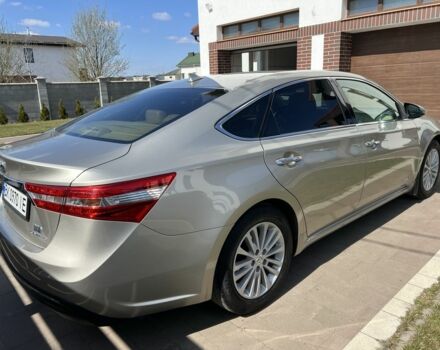 Серый Тойота Авалон, объемом двигателя 2.5 л и пробегом 206 тыс. км за 17000 $, фото 3 на Automoto.ua
