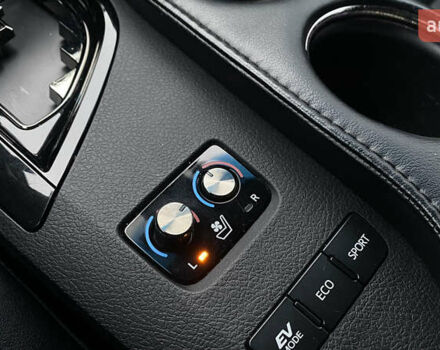 Серый Тойота Авалон, объемом двигателя 2.49 л и пробегом 144 тыс. км за 20800 $, фото 8 на Automoto.ua