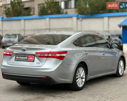 Сірий Тойота Авалон, об'ємом двигуна 2.5 л та пробігом 247 тис. км за 15990 $, фото 4 на Automoto.ua