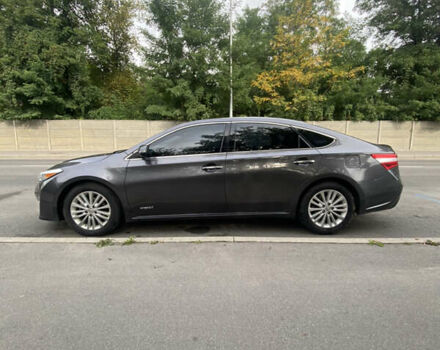 Серый Тойота Авалон, объемом двигателя 2.49 л и пробегом 362 тыс. км за 12200 $, фото 4 на Automoto.ua