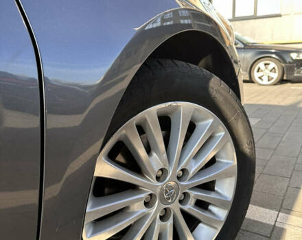 Сірий Тойота Авалон, об'ємом двигуна 2.5 л та пробігом 147 тис. км за 20000 $, фото 30 на Automoto.ua