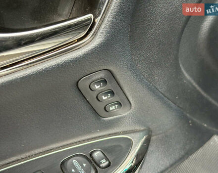 Сірий Тойота Авалон, об'ємом двигуна 2.5 л та пробігом 247 тис. км за 15990 $, фото 13 на Automoto.ua