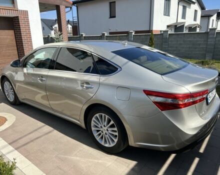 Серый Тойота Авалон, объемом двигателя 2.5 л и пробегом 206 тыс. км за 17000 $, фото 5 на Automoto.ua