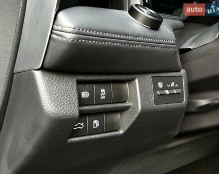 Серый Тойота Авалон, объемом двигателя 2.49 л и пробегом 192 тыс. км за 28490 $, фото 11 на Automoto.ua