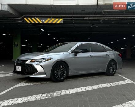 Серый Тойота Авалон, объемом двигателя 2.49 л и пробегом 192 тыс. км за 28490 $, фото 2 на Automoto.ua