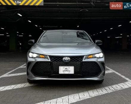 Серый Тойота Авалон, объемом двигателя 2.49 л и пробегом 192 тыс. км за 28490 $, фото 1 на Automoto.ua