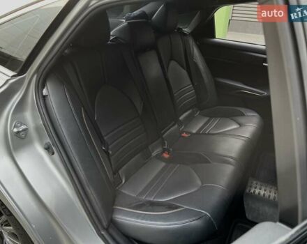 Серый Тойота Авалон, объемом двигателя 2.49 л и пробегом 192 тыс. км за 28490 $, фото 8 на Automoto.ua