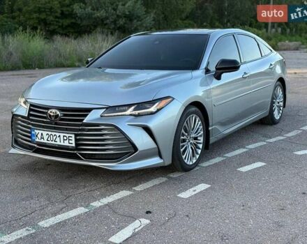 Серый Тойота Авалон, объемом двигателя 3.46 л и пробегом 50 тыс. км за 31800 $, фото 3 на Automoto.ua