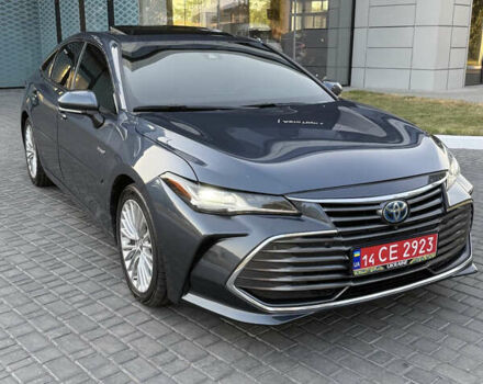 Тойота Авалон 2020 в Одессе на Automoto.ua Серый Тойота Авалон, объемом двигателя 2.49 л и пробегом 115 тыс. км за 31000 $, фото 2 на Automoto.ua