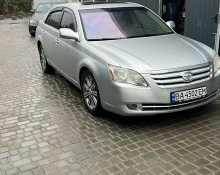 Серый Тойота Авалон, объемом двигателя 3.5 л и пробегом 400 тыс. км за 7000 $, фото 1 на Automoto.ua