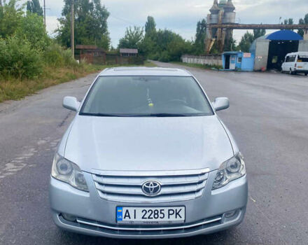 Серый Тойота Авалон, объемом двигателя 3.5 л и пробегом 330 тыс. км за 6999 $, фото 1 на Automoto.ua