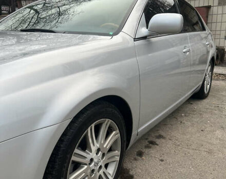Серый Тойота Авалон, объемом двигателя 3.5 л и пробегом 142 тыс. км за 10800 $, фото 1 на Automoto.ua