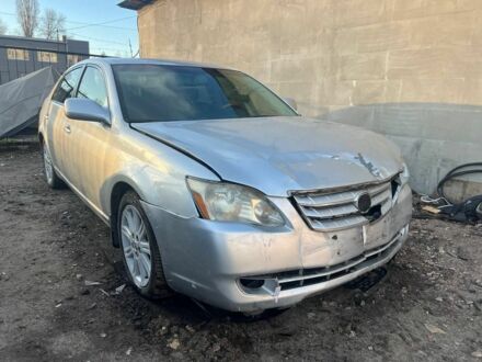 Сірий Тойота Авалон, об'ємом двигуна 3.5 л та пробігом 256 тис. км за 3999 $, фото 1 на Automoto.ua