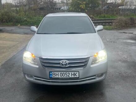 Серый Тойота Авалон, объемом двигателя 0 л и пробегом 220 тыс. км за 9000 $, фото 1 на Automoto.ua