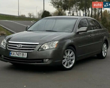Серый Тойота Авалон, объемом двигателя 3.5 л и пробегом 315 тыс. км за 7000 $, фото 1 на Automoto.ua