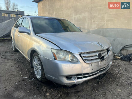 Тойота Авалон 2006 в Киеве на Automoto.ua Серый Тойота Авалон, объемом двигателя 3.5 л и пробегом 255 тыс. км за 4300 $, фото 1 на Automoto.ua