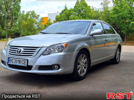 Серый Тойота Авалон, объемом двигателя 3.5 л и пробегом 0 тыс. км за 8000 $, фото 1 на Automoto.ua