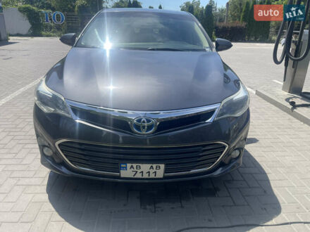 Тойота Авалон 2013 в Виннице на Automoto.ua Серый Тойота Авалон, объемом двигателя 2.5 л и пробегом 176 тыс. км за 14500 $, фото 1 на Automoto.ua