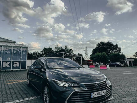 Тойота Авалон 2019 у Чернівцях на Automoto.ua Сірий Тойота Авалон, об'ємом двигуна 2.49 л та пробігом 59 тис. км за 30900 $, фото 1 на Automoto.ua
