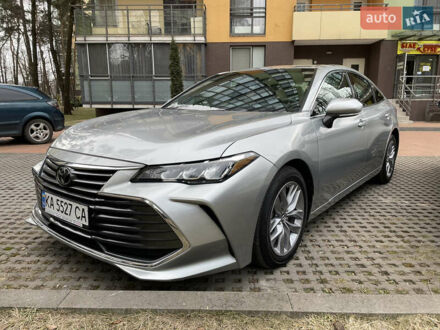 Тойота Авалон 2019 в Киеве на Automoto.ua Серый Тойота Авалон, объемом двигателя 3.5 л и пробегом 33 тыс. км за 34000 $, фото 1 на Automoto.ua